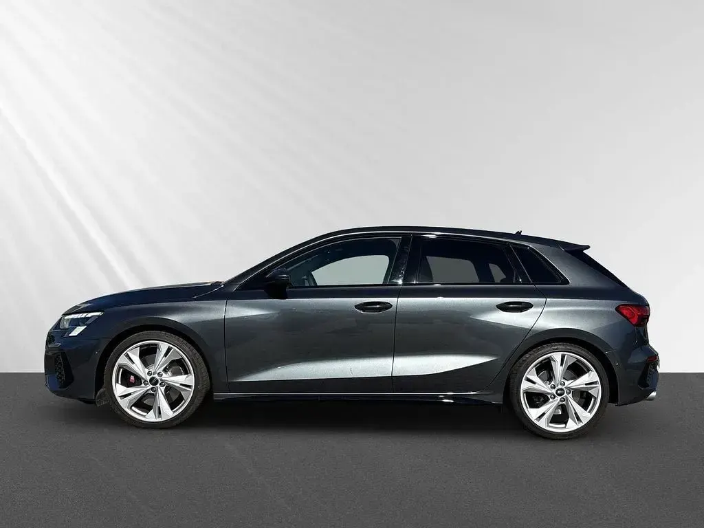 Gebraucht Audi S3 Ambiente 310 PS (228 kW) 2024 Daytonagrau perleffekt Limousine