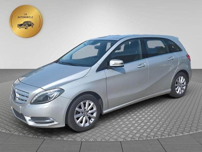 Gebraucht Mercedes B200 156 PS (114 kW) 2013 Silber Van / Kleinbus