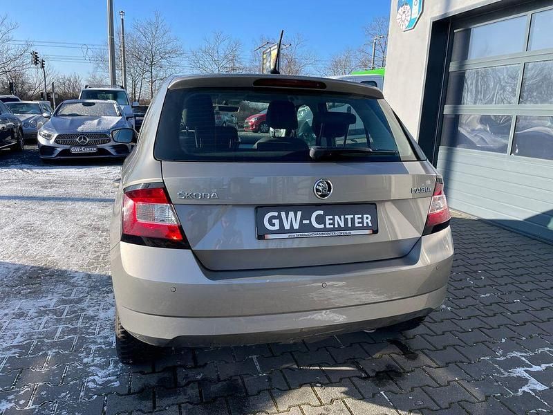 Gebraucht Skoda Fabia 110 PS (80 kW) 2017 Beige Limousine