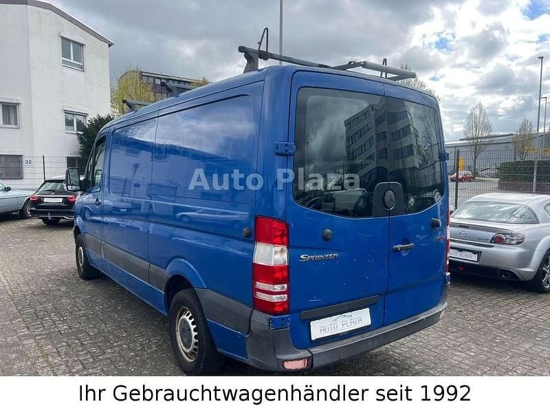 Second-hand Mercedes Sprinter 109 CP (80 kW) 2007 Albastru Van