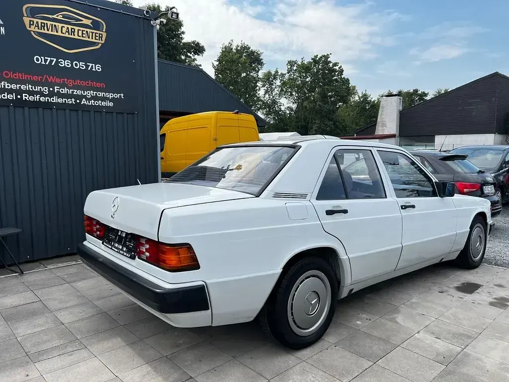 Gebraucht Mercedes 190 109 PS (80 kW) 1991 Limousine