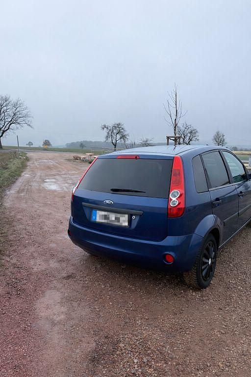 Gebraucht Ford Fiesta Fun X 69 PS (50 kW) 2007 Blau Limousine