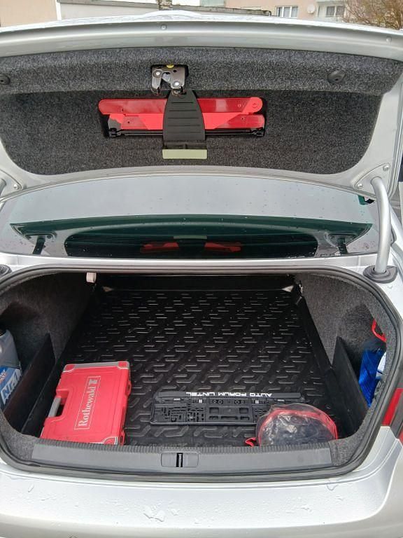 Gebraucht VW Passat Highline 116 PS (85 kW) 2006 Silber Limousine