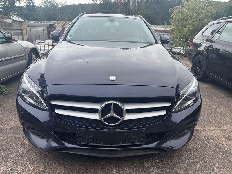 Blau Gebraucht 2015 Mercedes C200 Kombi | 5.850 € (Superpreis) - Bild 1/4
