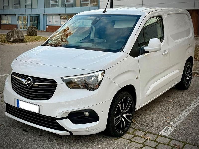 Weiß Gebraucht 2020 Opel Combo Van | 8.800 € (Fairer Preis) - Bild 1/4