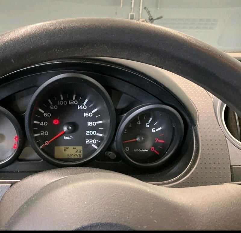 Gebraucht Mitsubishi Colt 75 PS (55 kW) 2008 Rot Limousine