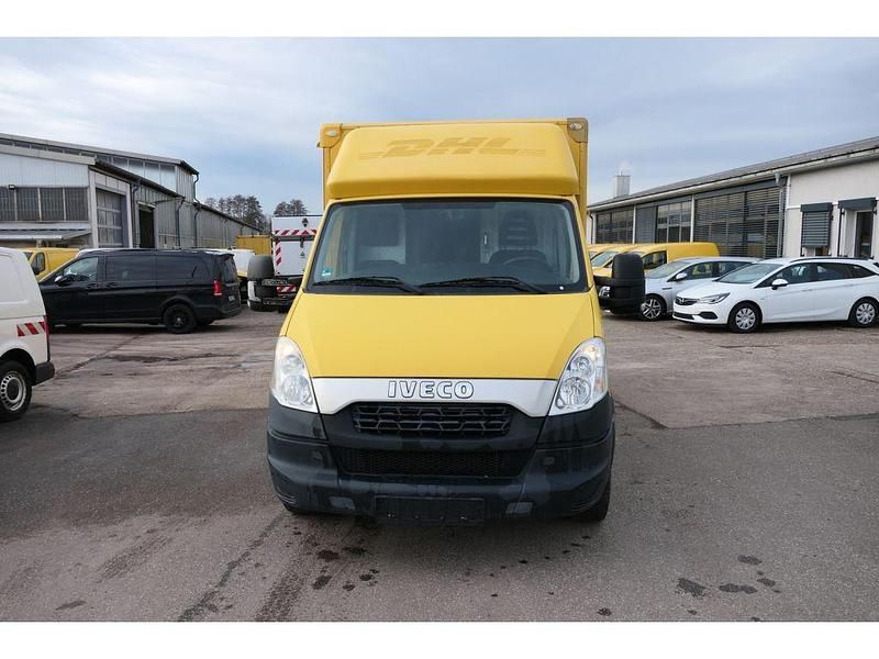 Gebraucht Iveco Daily 106 PS (77 kW) 2012 Gelb Van