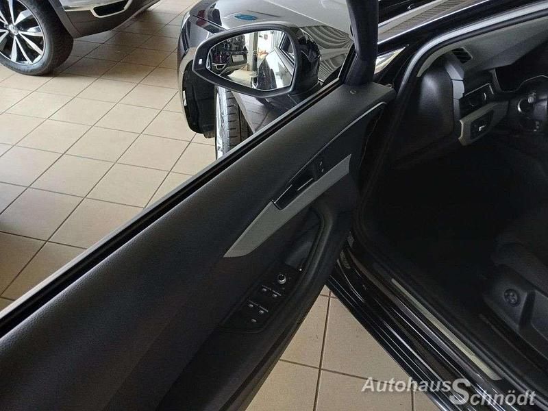 Gebraucht Audi A4 Advanced 204 PS (150 kW) 2022 Schwarz Kombi