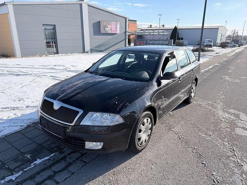 Schwarz Gebraucht 2008 Skoda Octavia Ambiente Kombi | 999 € (Guter Preis) - Bild 1/4