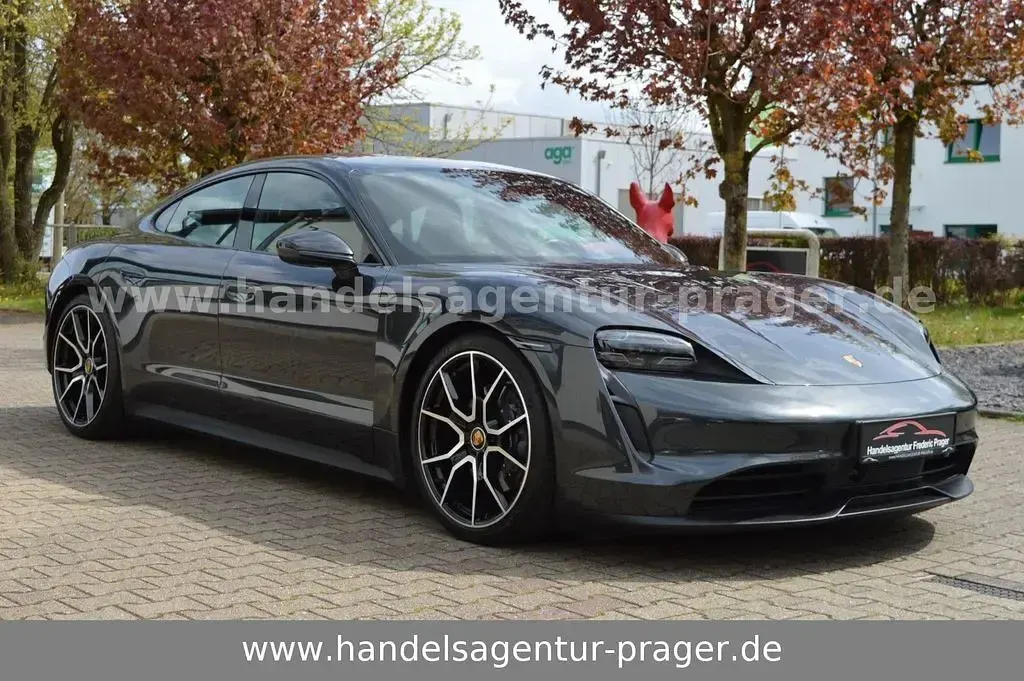 Gebraucht Porsche Taycan Performance Package 350 kW (476 PS) 2023 Grau Limousine