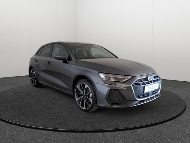 Gebraucht Audi A3 S-Line 150 PS (110 kW) 2025 Daytonagrau perleffekt Limousine