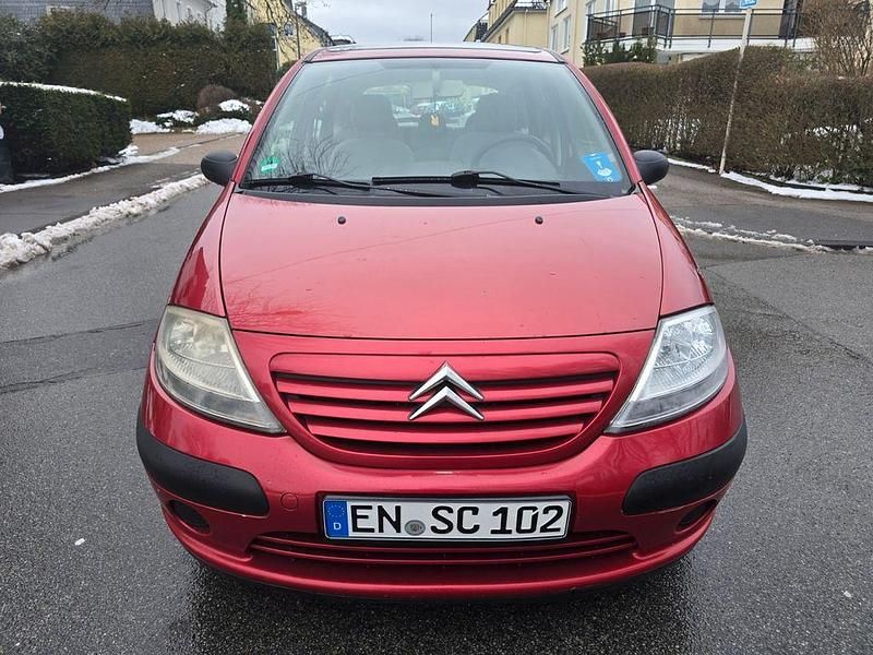 Gebraucht Citroën C3 73 PS (53 kW) 2003 Rot Limousine