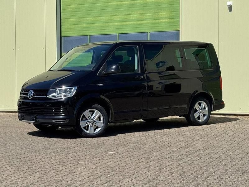 Gebraucht VW Multivan 150 PS (110 kW) 2016 Schwarz Van / Kleinbus