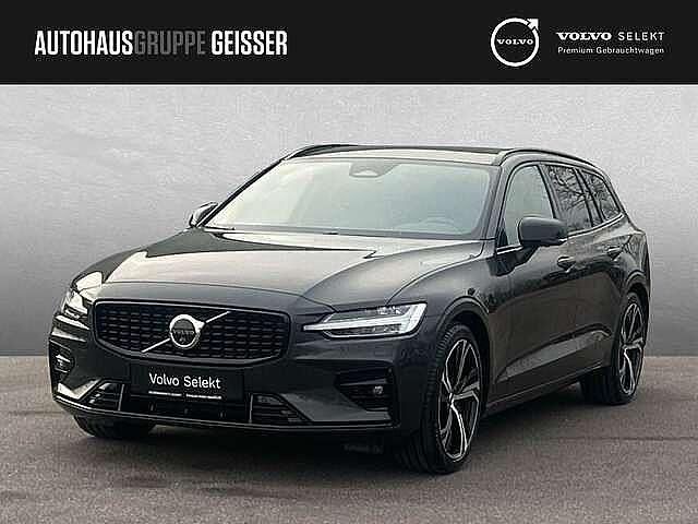 Gebraucht Volvo V60 145 PS (106 kW) 2025 Kombi