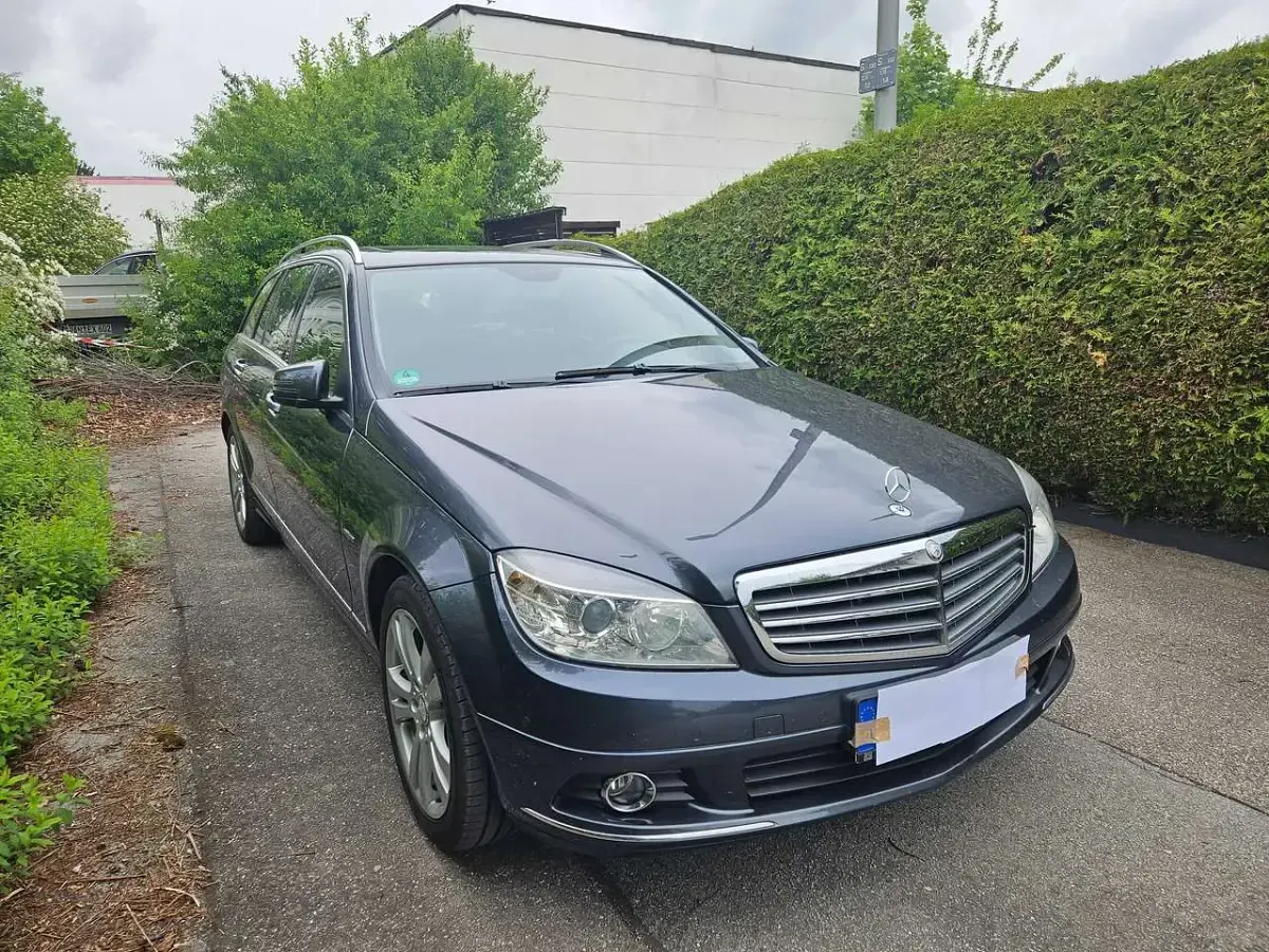 Gebraucht Mercedes C180 Elegance 156 PS (114 kW) 2010 Grau Kombi