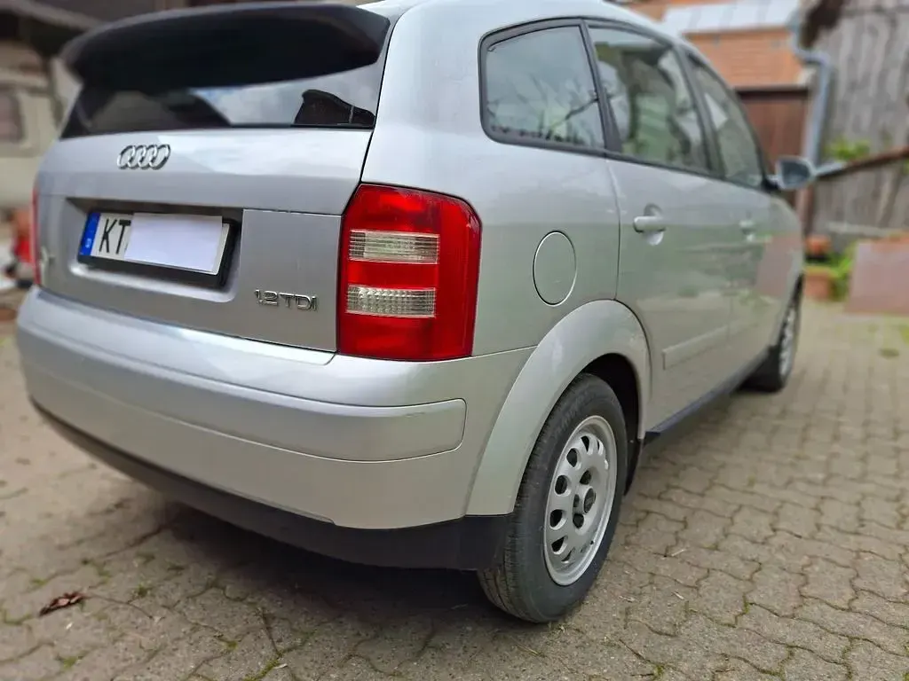 Gebraucht Audi A2 61 PS (44 kW) 2004 Silber Kleinwagen