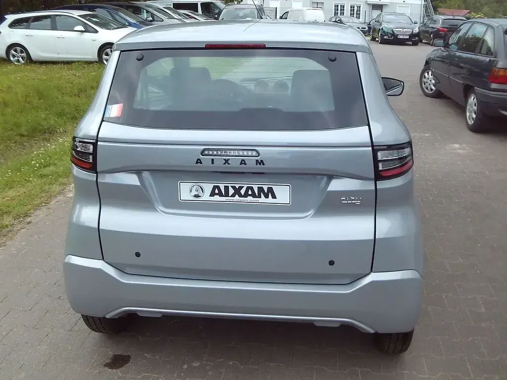 Ny Aixam AMBITION Pack 2026 Sølv Hatchback