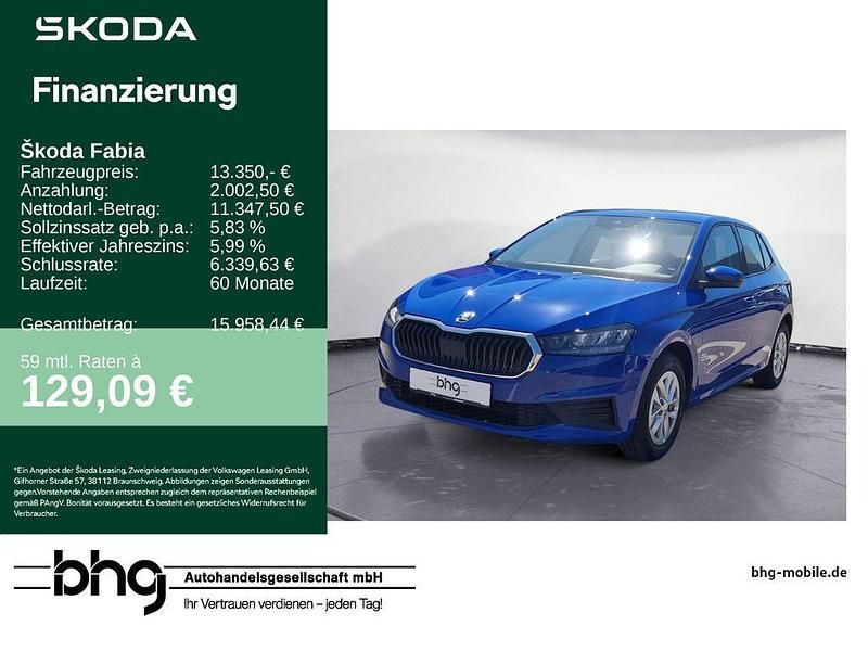 Energyblau Gebraucht 2023 Skoda Fabia Essence Limousine | 13.350 € (Guter Preis) - Bild 1/4