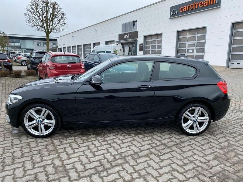 Gebraucht BMW 118 Advantage 136 PS (100 kW) 2017 Schwarz Kleinwagen