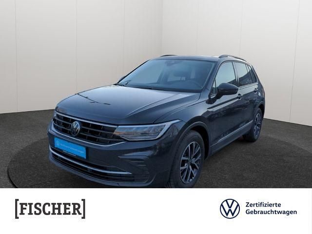 Gebraucht VW Tiguan Life 150 PS (110 kW) 2023 Grau SUV