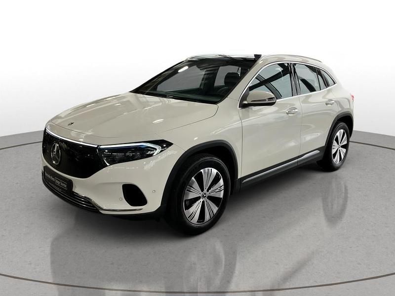 Gebraucht Mercedes EQA350 Progressive 214 kW (292 PS) 2024 Unilack polarweiß SUV