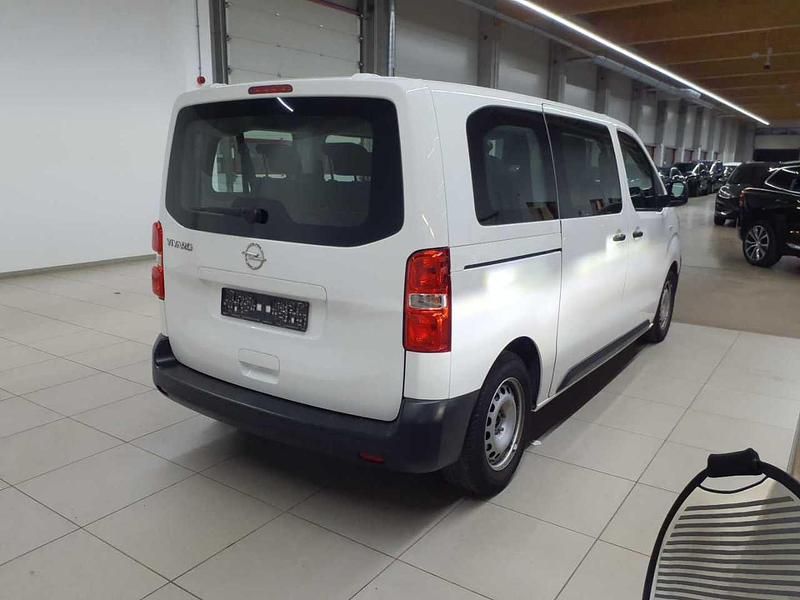 Gebraucht Opel Vivaro 120 PS (88 kW) 2021 Jade weiß Van / Kleinbus