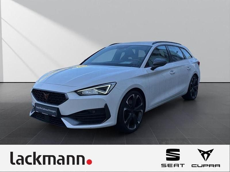 Weiß Gebraucht 2024 Cupra Leon VZ Limousine | 29.390 € (Superpreis) - Bild 1/4