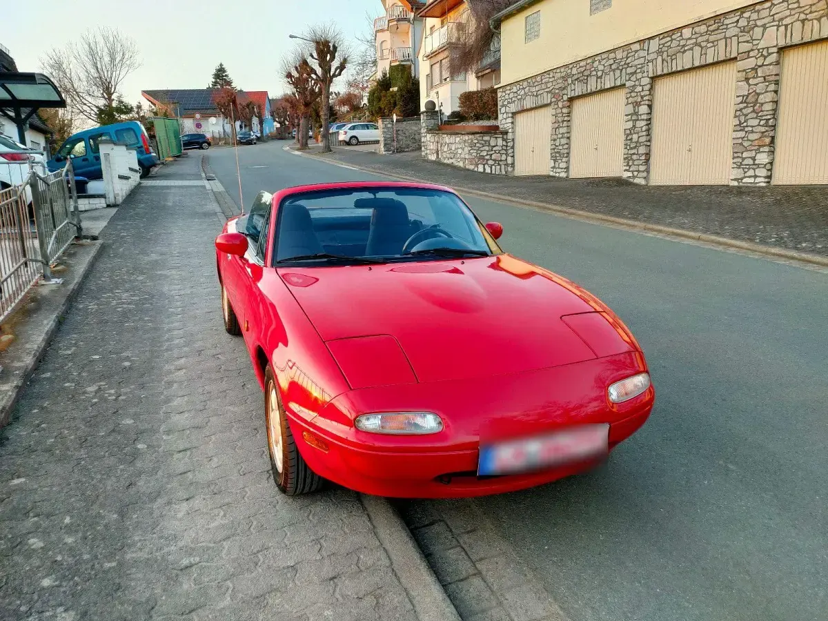 Gebraucht Mazda MX5 116 PS (85 kW) 1990 Rot Cabrio