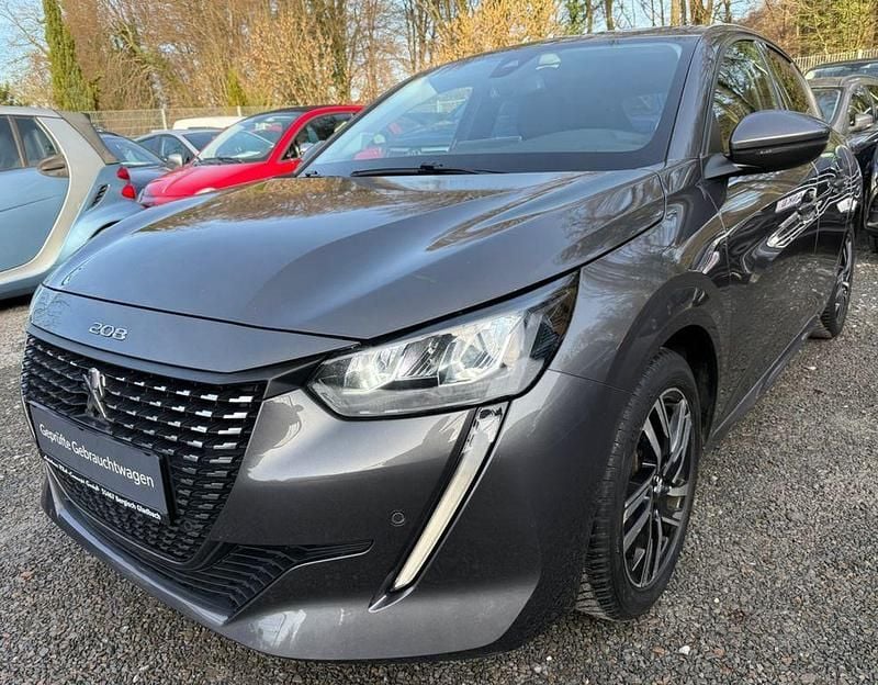Grau Gebraucht 2020 Peugeot 208 Allure Kleinwagen | 7.790 € (Guter Preis) - Bild 1/4