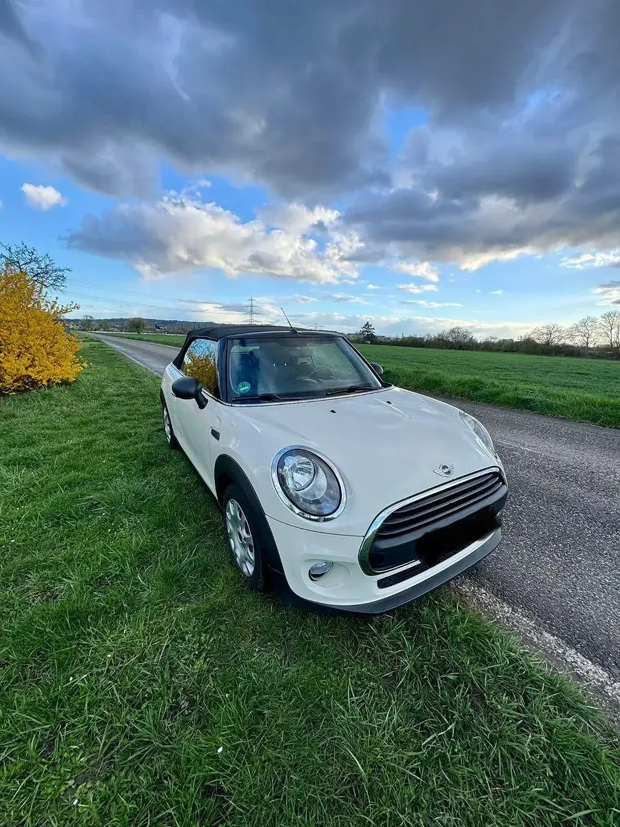 Used Mini ONE 102 HP (75 kW) 2016 White Hatchback