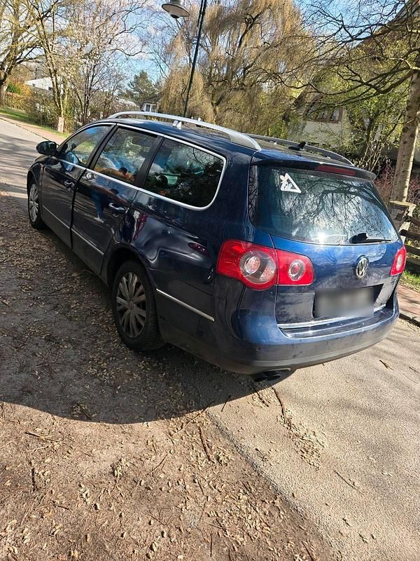 Gebraucht VW Passat 170 PS (125 kW) 2009 Blau Limousine