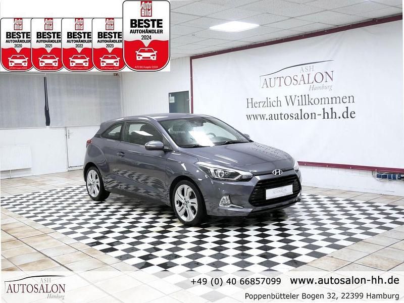 Grau Gebraucht 2016 Hyundai i20 Style Coupé | 9.999 € (Fairer Preis) - Bild 1/4