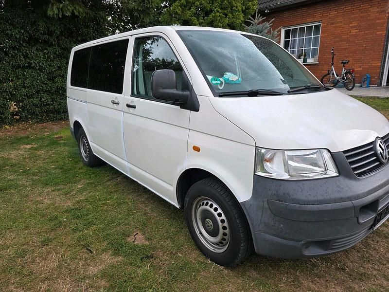 Weiß Gebraucht 2006 VW T5 Van | 1.700 € (Guter Preis) - Bild 1/4