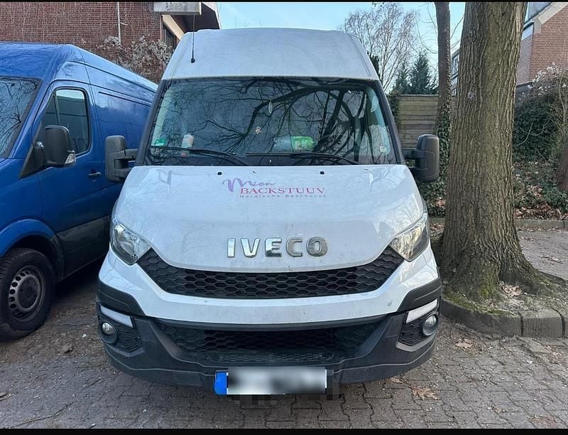 Weiß Gebraucht 2016 Iveco Daily Van | 7.500 € - Bild 1/4