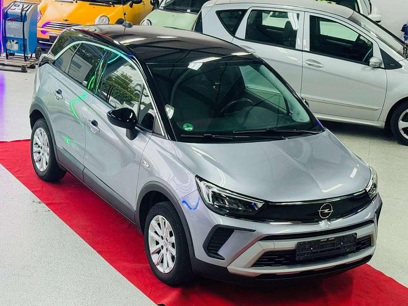 Kontrast grau/quarz silber Gebraucht 2022 Opel Crossland X Elegance SUV | 17.950 € (Fairer Preis) - Bild 1/4