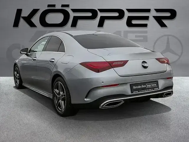 Gebraucht Mercedes CLA200 AMG 150 PS (110 kW) 2024 Hightech silber Coupé