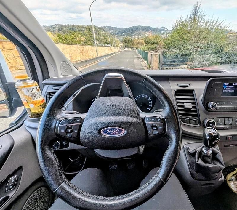 Gebraucht Ford Transit 131 PS (96 kW) 2019 Weiß Van / Kleinbus