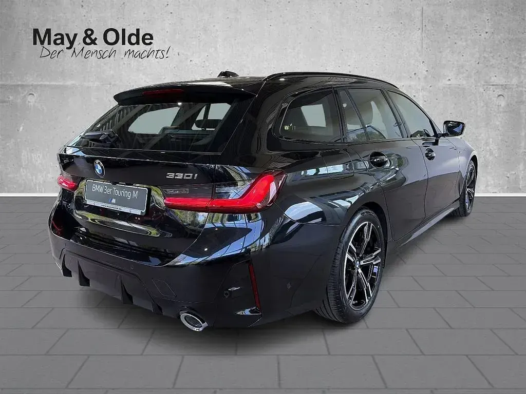 Używany BMW 330 Performance 245 KM (180 kW) 2025 Czarny Kombi