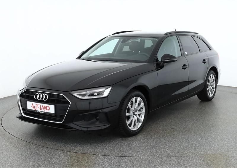 Gebraucht Audi A4 Comfort 150 PS (110 kW) 2022 Schwarz Kombi