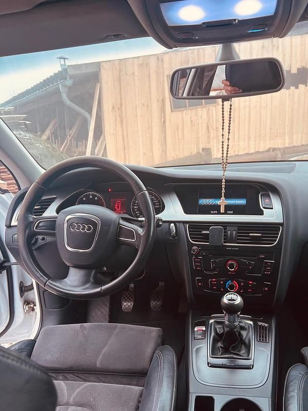 Gebraucht Audi A4 S-Line 180 PS (132 kW) 2008 Weiß Kombi