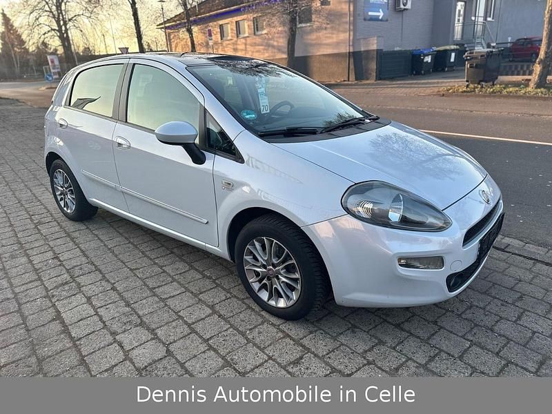 Gebraucht Fiat Punto Easy 77 PS (56 kW) 2012 Weiß Kleinwagen