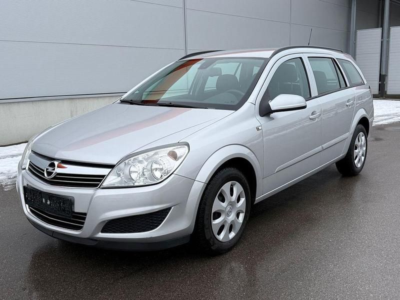 Silber Gebraucht 2007 Opel Astra Edition Limousine | 999 € (Guter Preis) - Bild 1/4