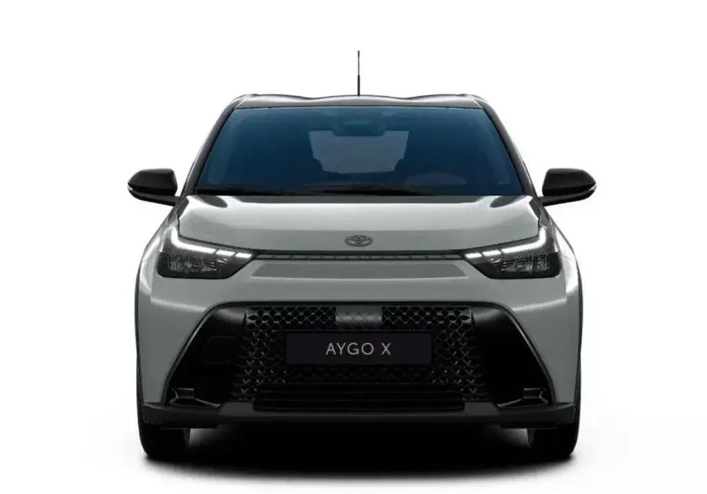 Neu Toyota Aygo X 116 PS (85 kW) 2026 Grün SUV