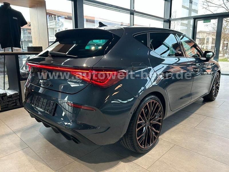 Gebraucht Cupra Leon 245 PS (180 kW) 2022 Grau Limousine