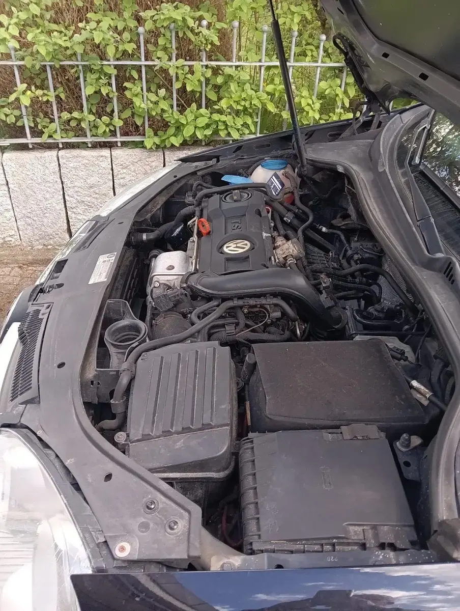Gebraucht VW Jetta 125 PS (91 kW) 2009 Schwarz Limousine