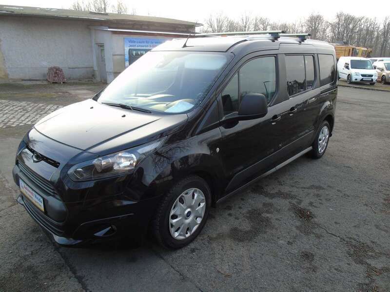 Pantherschwarz metallic Gebraucht 2015 Ford Tourneo Connect Trend Van / Kleinbus | 9.900 € (Teuer) - Bild 1/4
