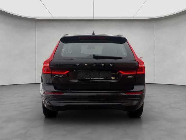 Gebraucht Volvo XC60 Core 250 PS (183 kW) 2024 Schwarz SUV