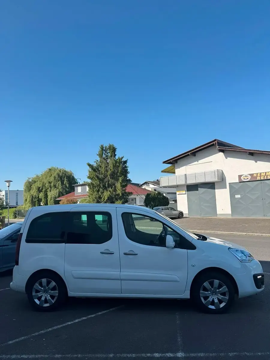 Gebraucht Citroën Berlingo 98 PS (72 kW) 2018 Weiß Van / Kleinbus