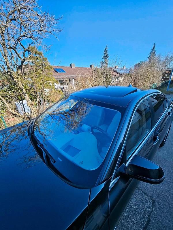 Gebraucht BMW 730 258 PS (189 kW) 2012 Grau Limousine