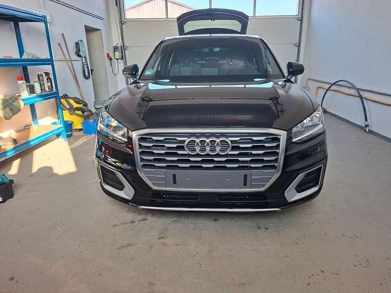 Gebraucht Audi Q2 Sport 150 PS (110 kW) 2017 Schwarz SUV